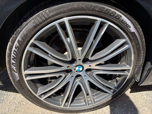 Used 2018 BMW 540i image 11
