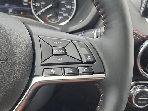 New 2025 Nissan Sentra SR w/ SR Premium Package image 15