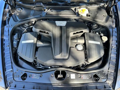 Used 2018 Bentley Flying Spur S V8 image 50