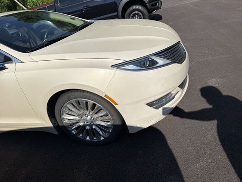 Used 2016 Lincoln MKZ AWD w/ Equipment Group 200A Select image 2