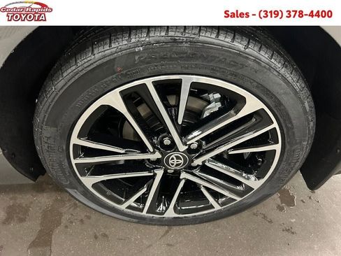 New 2026 Toyota Camry XLE image 7