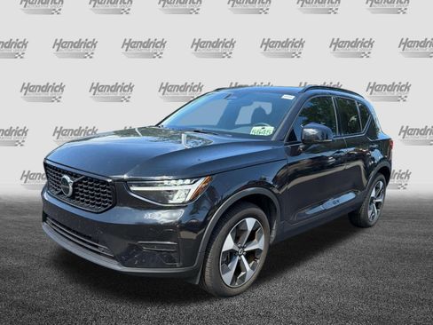 Certified 2024 Volvo XC40 B5 Core w/ Protection Package Premier AWD/4WD image 45