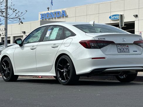 Used 2026 Honda Civic Sport image 5