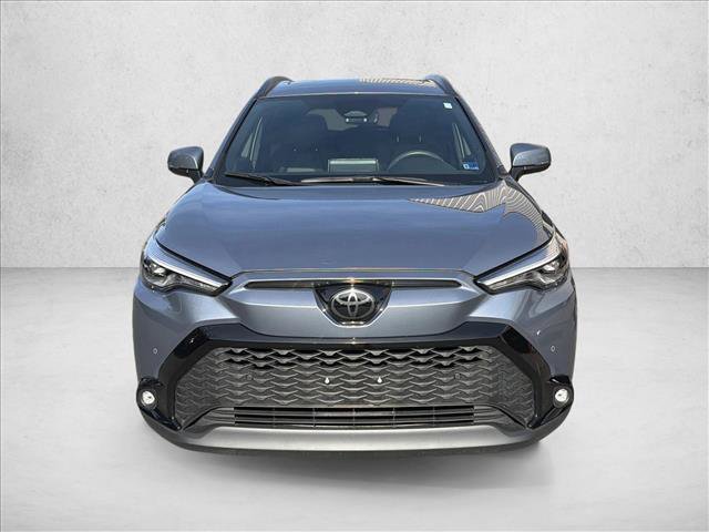 Used 2024 Toyota Corolla Cross AWD Hybrid w/ Convenience Package image 2