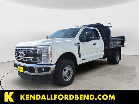 Used 2025 Ford F350 XL w/ XL Chrome Package AWD/4WD image 1