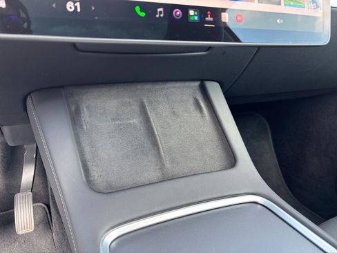 Used 2023 Tesla Model Y AWD image 28