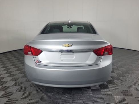 Used 2017 Chevrolet Impala LT FWD image 27