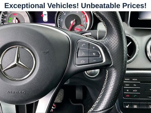Used 2017 Mercedes-Benz GLA 250 4MATIC image 24