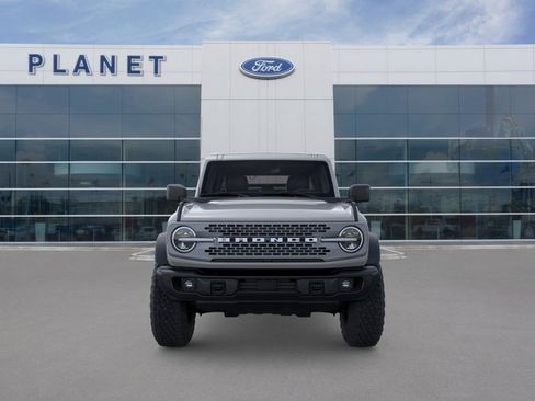 New 2026 Ford Bronco Badlands image 7