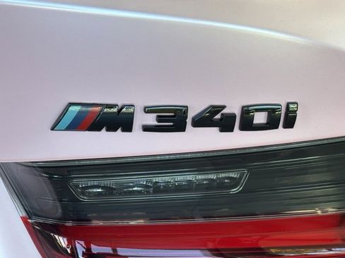 Used 2023 BMW M340i w/ Premium Package image 5