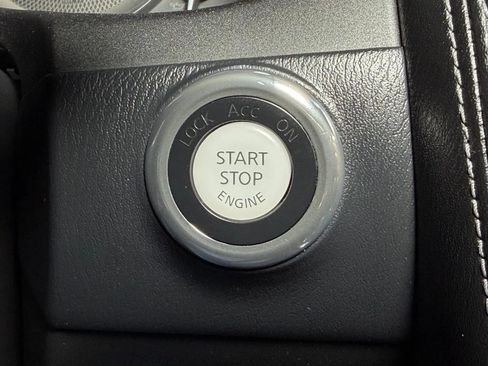 Used 2015 INFINITI QX80 2WD w/ Deluxe Technology Package image 38