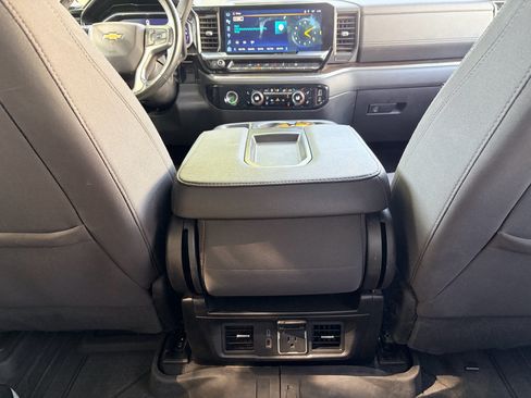 Used 2023 Chevrolet Silverado 1500 LT w/ Protection Package AWD/4WD image 24