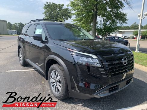 New 2026 Nissan Pathfinder SL FWD image 1