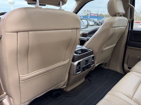 Used 2019 Ford F150 Lariat w/ Equipment Group 502A Luxury image 19