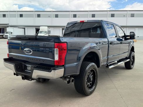 Used 2017 Ford F250 XL w/ STX Appearance Package AWD/4WD image 8