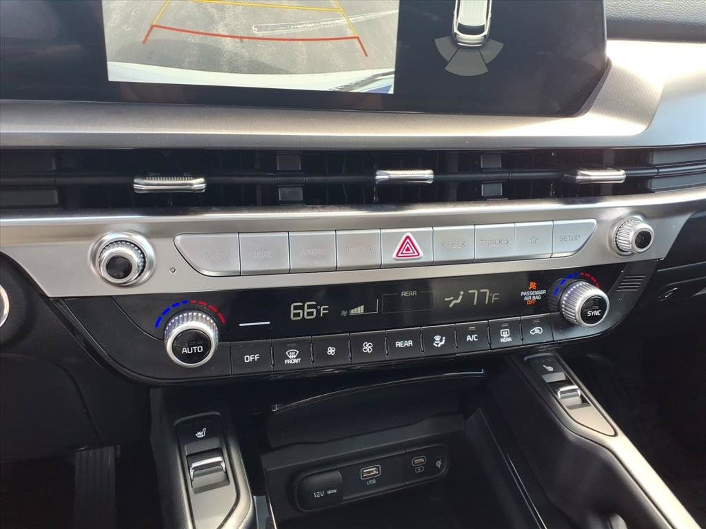 Used 2025 Kia Telluride S FWD image 12