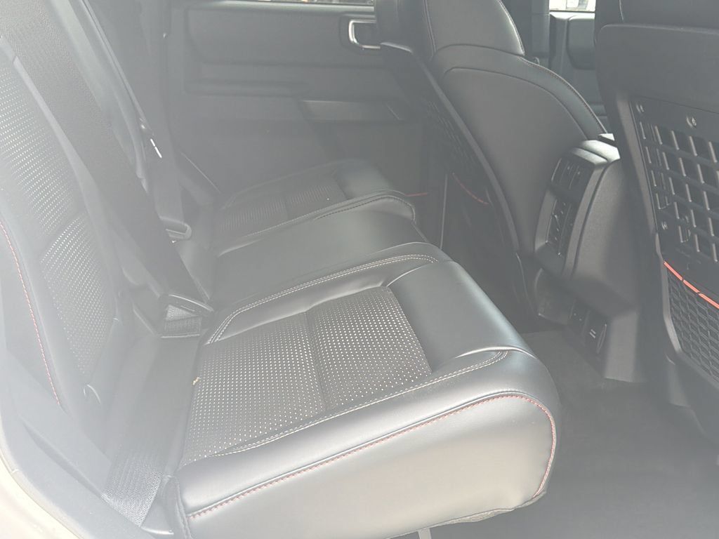 New 2026 Ford Bronco Raptor w/ Interior Carbon Fiber Pack AWD/4WD image 21