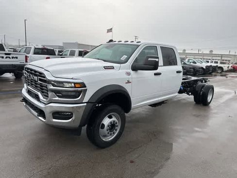 New 2026 RAM 5500 Tradesman image 15