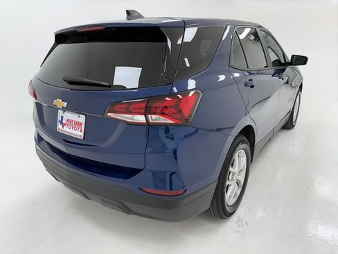 Used 2022 Chevrolet Equinox LS w/ LS Convenience Package image 40