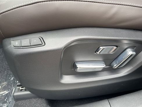 New 2025 MAZDA CX-5 Signature image 17
