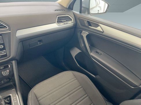 Used 2022 Volkswagen Tiguan S image 31