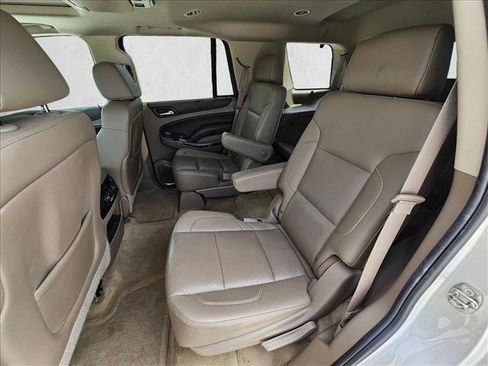 Used 2015 Chevrolet Tahoe LT RWD image 17