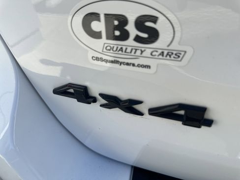 Used 2022 Jeep Grand Cherokee Laredo X AWD/4WD image 32