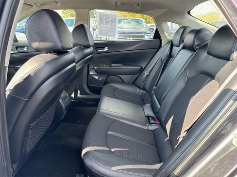 Used 2019 Kia Optima S image 22