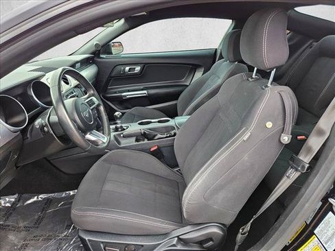 Used 2022 Ford Mustang GT RWD image 20