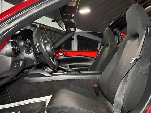 Used 2017 MAZDA MX-5 Miata RF Club RWD image 20