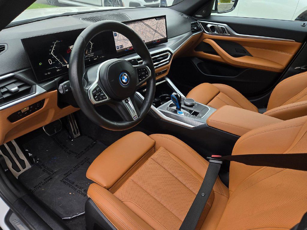 Used 2023 BMW i4 eDrive40 w/ M Sport Package RWD image 9