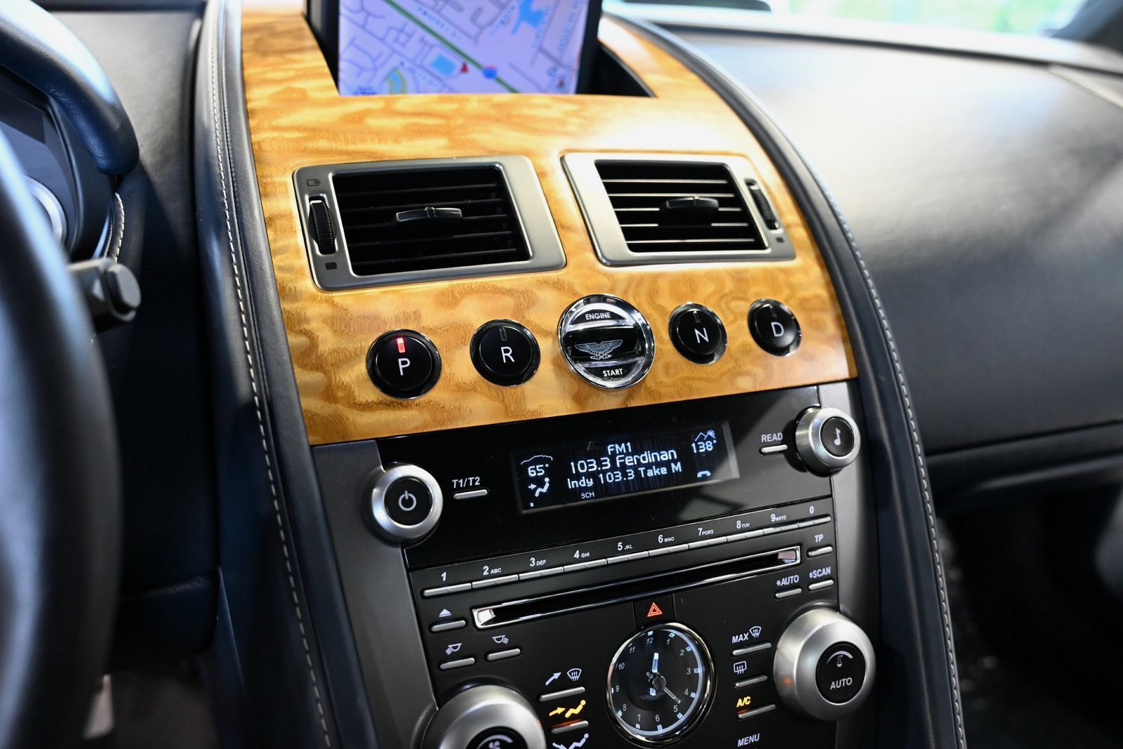 Used 2009 Aston Martin DB9 Coupe RWD image 36