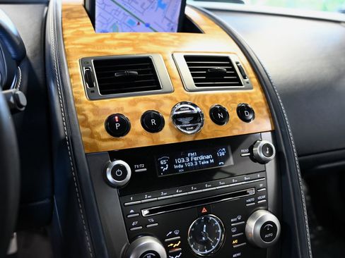 Used 2009 Aston Martin DB9 Coupe RWD image 36