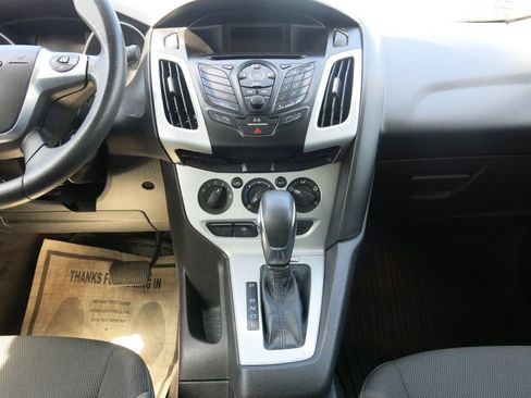Used 2014 Ford Focus SE FWD image 22