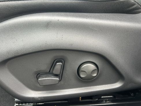 New 2026 Jeep Compass Limited image 13