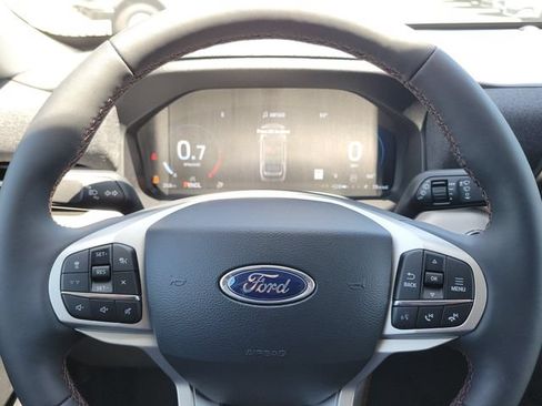 New 2026 Ford Explorer Active w/ Active Comfort Package RWD image 28