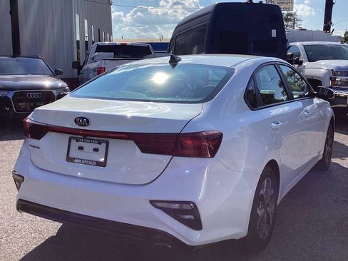 Used 2020 Kia Forte LXS FWD image 24