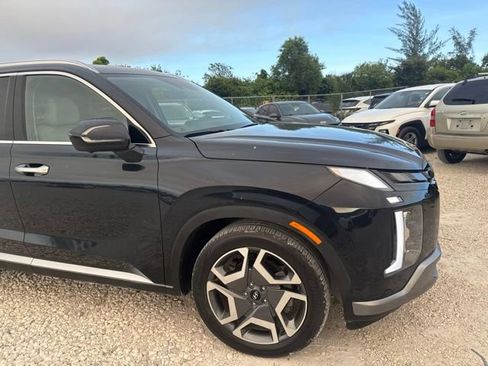Used 2024 Hyundai Palisade SEL w/ Premium Package FWD image 4