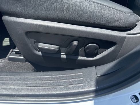 Used 2023 MAZDA CX-50 AWD 2.5 S w/ Premium Plus Pkg image 10