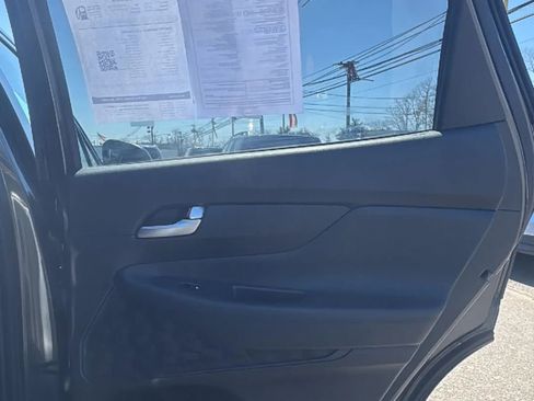 Used 2023 Hyundai Santa Fe SE image 15