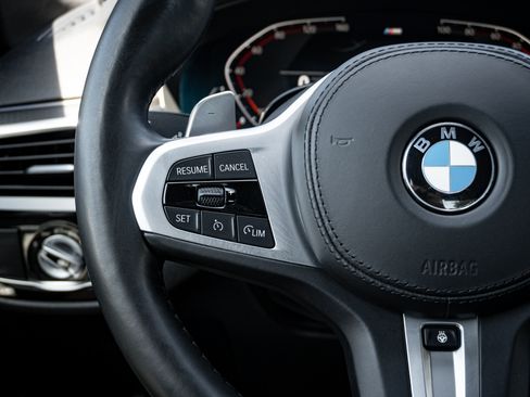 Used 2021 BMW 540i w/ M Sport Package RWD image 19