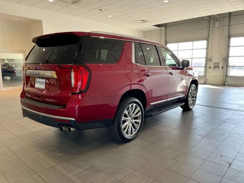 Used 2024 GMC Yukon Denali AWD/4WD image 5