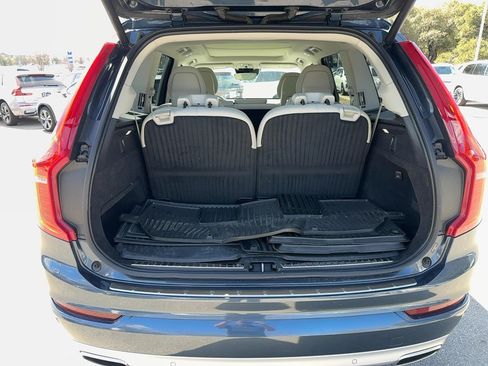 Used 2021 Volvo XC90 T5 Momentum w/ Protection Package Premier image 24