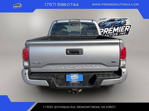 Used 2016 Toyota Tacoma Limited w/ Towing Package AWD/4WD image 6