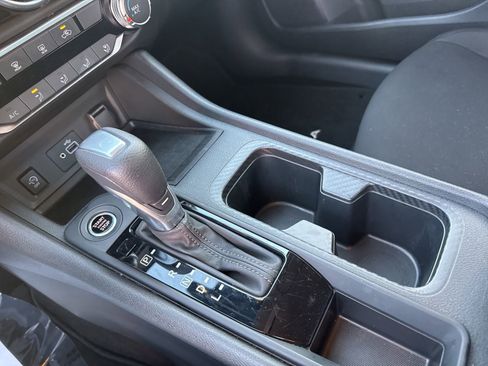 Certified 2025 Nissan Sentra S image 19