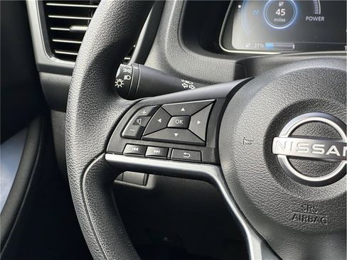 Used 2025 Nissan Leaf S FWD image 20