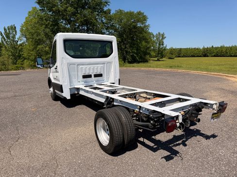 Used 2020 Ford Transit 350 w/ Upfitter Package RWD image 3