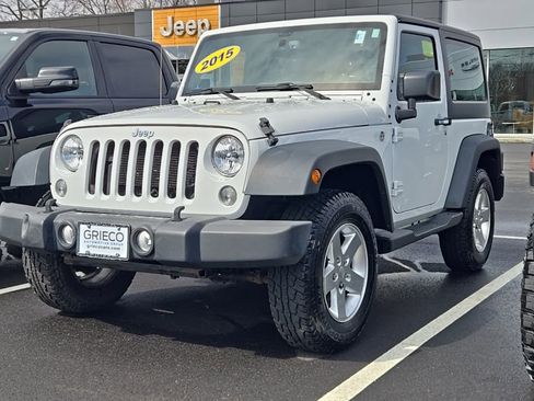 Used 2015 Jeep Wrangler Sport w/ Quick Order Package 24S AWD/4WD image 13