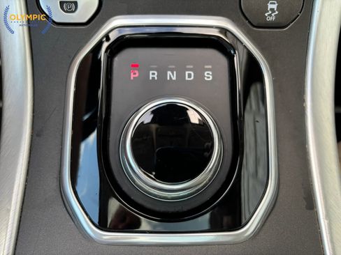 Used 2017 Land Rover Range Rover Evoque SE image 31