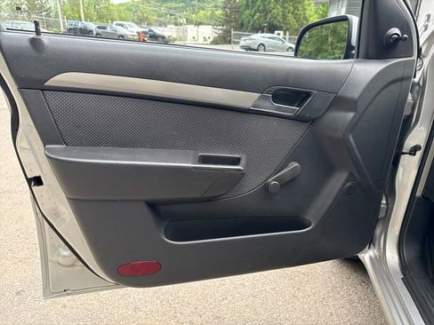 Used 2008 Chevrolet Aveo LS FWD image 15